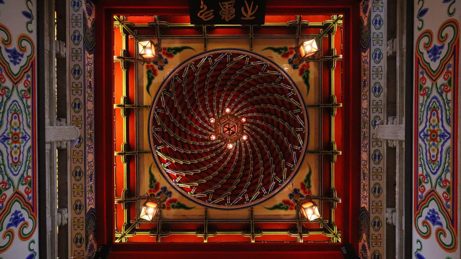 八字看適合養寵物嗎2026圖片1｜命理攻略
